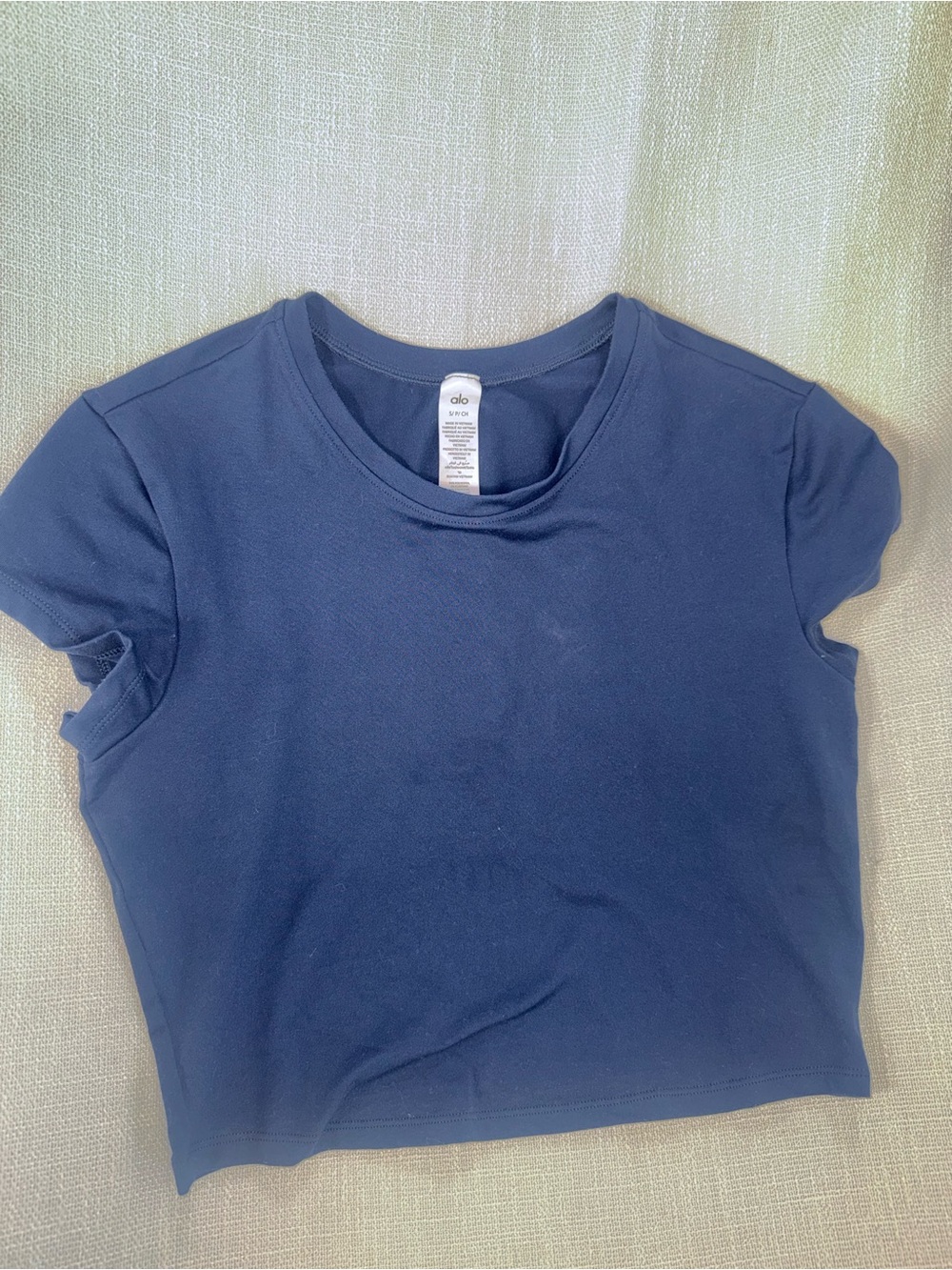 ALO Yoga Navy Short Sleeve Crop Top - Picture 4 of 7